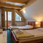 Osrodek Wypoczynkowy Marymont Przy Dolinie Koscieliskiej Bed & Breakfast Koscielisko
