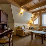 Bed & Breakfast Osrodek Wypoczynkowy Marymont Przy Dolinie Koscieliskiej 3*